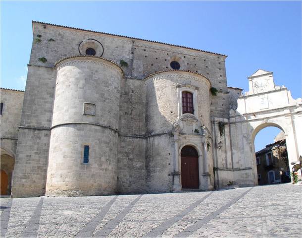68 - Cattedrale e Arco dei Vescovi